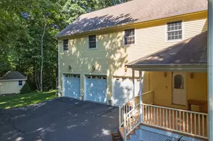 38 Jeremy Dr, East Lyme, CT 06333 - Photo 3