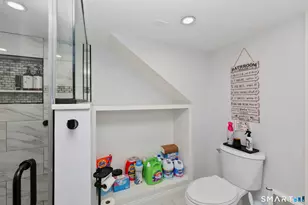 26 Melrose Pl, Stamford, CT 06902 - Photo 17