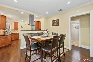26 Melrose Pl, Stamford, CT 06902 - Photo 5