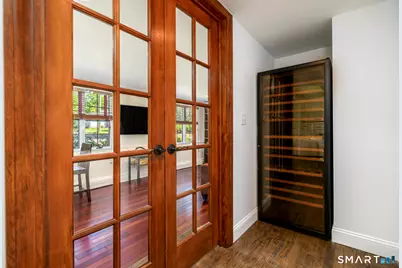 23 Maltbie Avenue, Stamford, CT 06902 - Photo 9