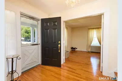131 Aldine Avenue, Bridgeport, CT 06604 - Photo 9