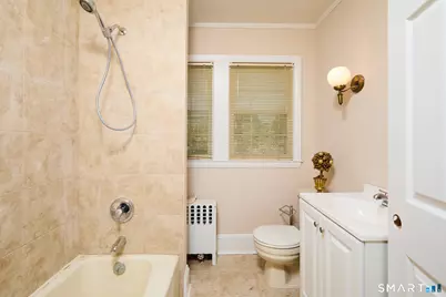 131 Aldine Avenue, Bridgeport, CT 06604 - Photo 27