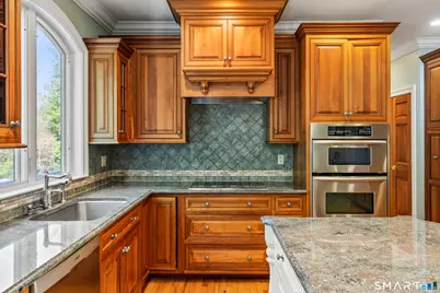 38 Old Farm Hill Road, Newtown, CT 06470 - Photo 7