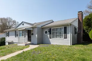 143 Beth Ln, Waterbury, CT 06705 - Photo 1