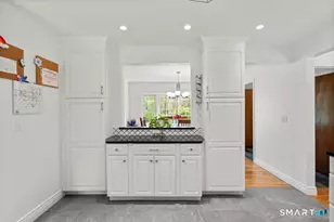 45 Ansonia Rd, Woodbridge, CT 06525 - Photo 7
