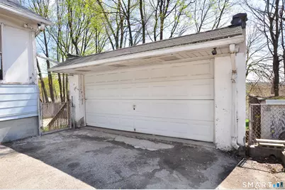 28 Platt Street, Waterbury, CT 06704 - Photo 5