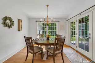 49 Round Hill Rd, Woodbridge, CT 06525 - Photo 17