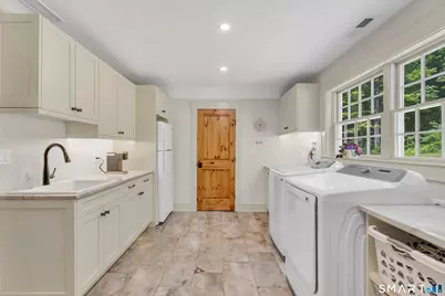 49 Round Hill Road, Woodbridge, CT 06525 - Photo 27