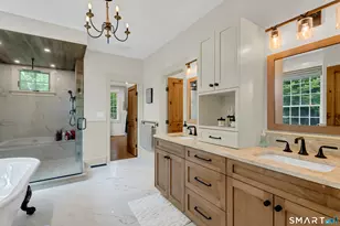 49 Round Hill Rd, Woodbridge, CT 06525 - Photo 11