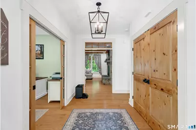 49 Round Hill Road, Woodbridge, CT 06525 - Photo 3