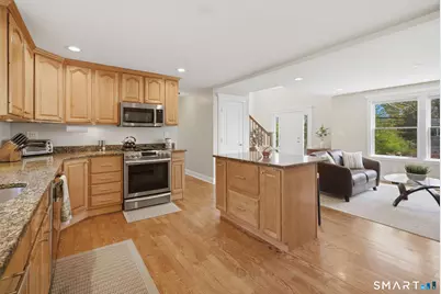 14 Bonnie Drive, Farmington, CT 06032 - Photo 5