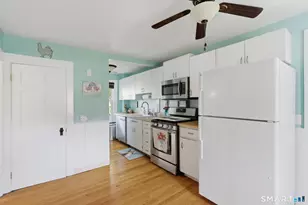 250 House St, Glastonbury, CT 06033 - Photo 11