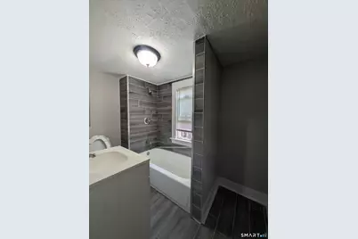 172 Carlisle Street, New Haven, CT 06519 - Photo 9
