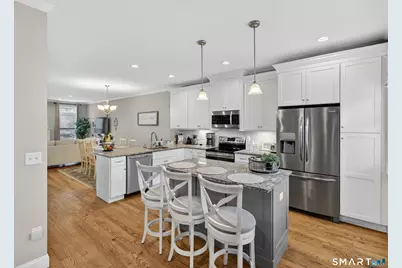11 Village Crossing #11, East Lyme, CT 06357 - Photo 5
