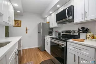 50 Aiken St, Norwalk, CT 06851 - Photo 13