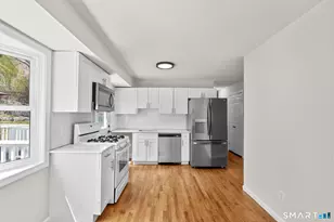 5 Elaine Dr, Ansonia, CT 06401 - Photo 9