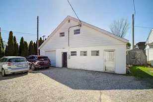 1052 Dixwell Ave, Hamden, CT 06514 - Photo 7