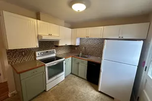 18 Manchester Ave, Waterbury, CT 06705 - Photo 1