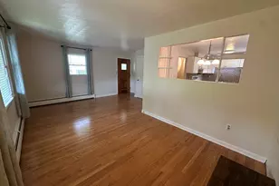 18 Manchester Ave, Waterbury, CT 06705 - Photo 5