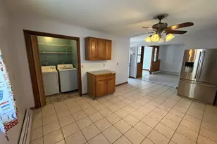 95 Park Ave, Derby, CT 06418 - Photo 3