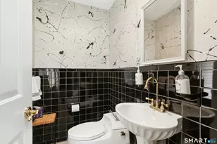 95 Alexandra Dr, Stamford, CT 06903 - Photo 19