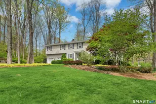 95 Alexandra Dr, Stamford, CT 06903 - Photo 5