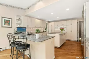95 Alexandra Dr, Stamford, CT 06903 - Photo 15