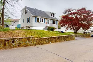 145 Rooster River Blvd, Bridgeport, CT 06606 - Photo 3
