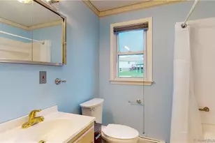 145 Rooster River Blvd, Bridgeport, CT 06606 - Photo 21