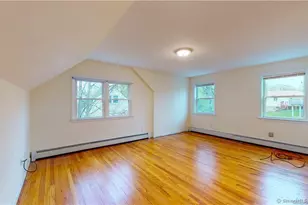 145 Rooster River Blvd, Bridgeport, CT 06606 - Photo 17