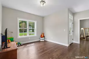 857 Stone Rd, Windsor, CT 06095 - Photo 9