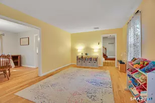 10 Colonial Ct, Cheshire, CT 06410 - Photo 9