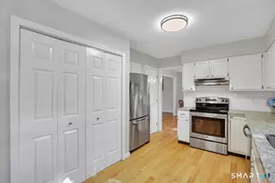 10 Colonial Ct, Cheshire, CT 06410 - Photo 5