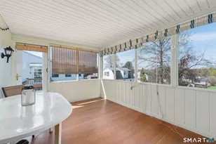 260 Pearl St, Enfield, CT 06082 - Photo 13