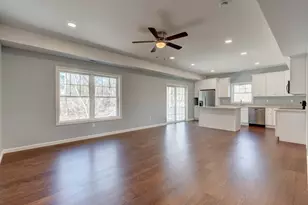 12 Hillcrest Dr, Stafford, CT 06076 - Photo 3