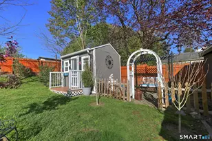 77 Raymond St, Waterbury, CT 06706 - Photo 27