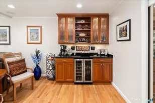 27 Nob Hill Ln, Stamford, CT 06903 - Photo 7