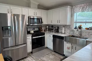Maple Ln, Danbury, CT 06810 - Photo 7
