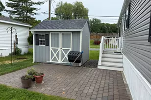 Maple Ln, Danbury, CT 06810 - Photo 5