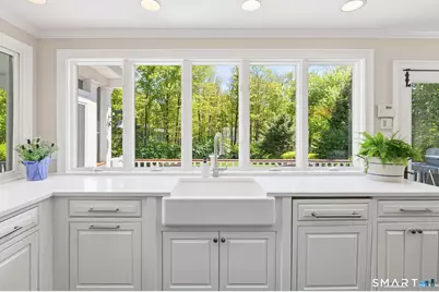 27 Webster Road, Ridgefield, CT 06877 - Photo 9