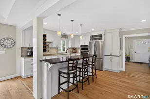 110 Edgewood Dr, Guilford, CT 06437 - Photo 5