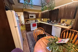 438 Old Country Rd, Orange, CT 06477 - Photo 5