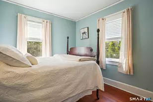 130 Toms Rd, Stamford, CT 06906 - Photo 25