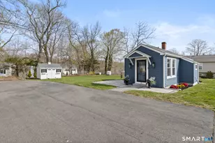 10 Pattagansett Ct, East Lyme, CT 06357 - Photo 7