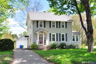 28 Prospect St, Bloomfield, CT 06002 - Photo 1