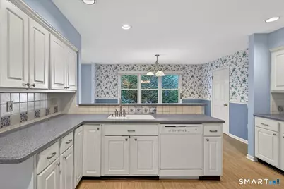 17 Canterbury Road #17, Hamden, CT 06514 - Photo 13