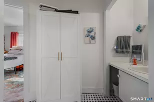 22 W High St, East Hampton, CT 06424 - Photo 13