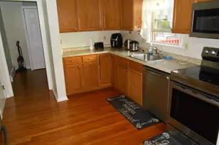 131 Infield St, Bridgeport, CT 06606 - Photo 3