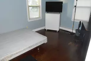 131 Infield St, Bridgeport, CT 06606 - Photo 13