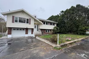 163 Lucille St, Waterbury, CT 06708 - Photo 5